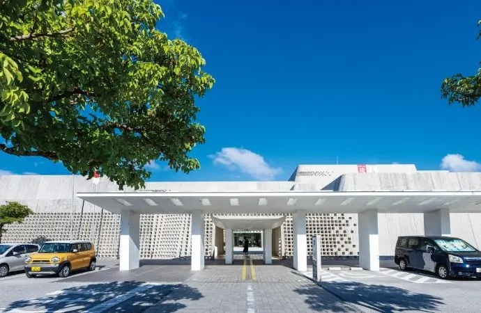 沖縄県立博物館・美術館 ワイズエステムコート安里駅彩レジデンス