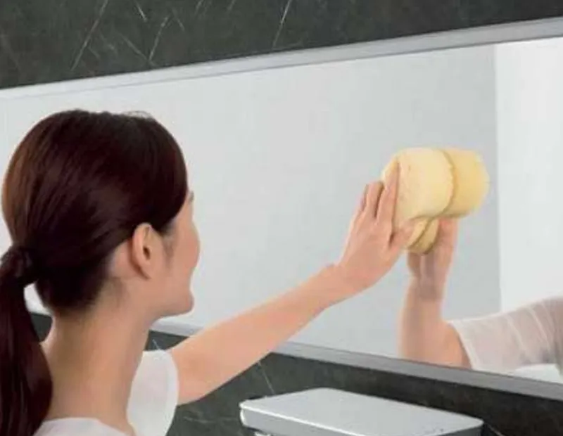 ワイドミラー　ワイズエステムコート The Okinawa 県庁前