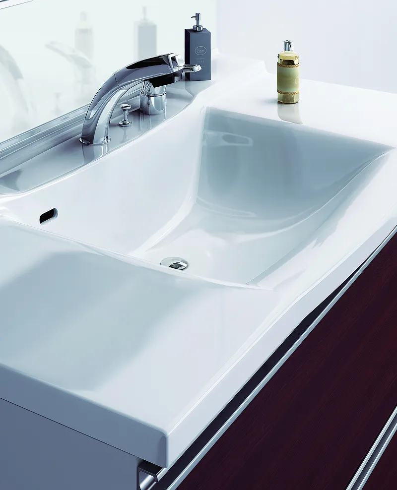 洗面室収納（リネン庫）　ワイズエステムコート The Okinawa 県庁前