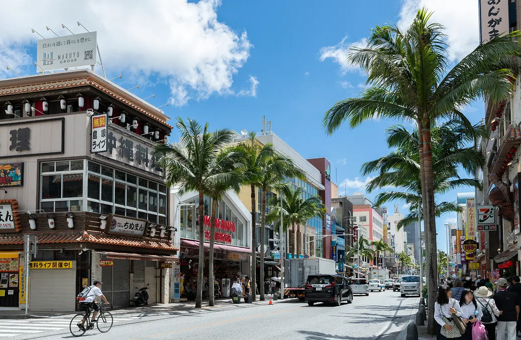 国際通り ワイズエステムコート The Okinawa 県庁前