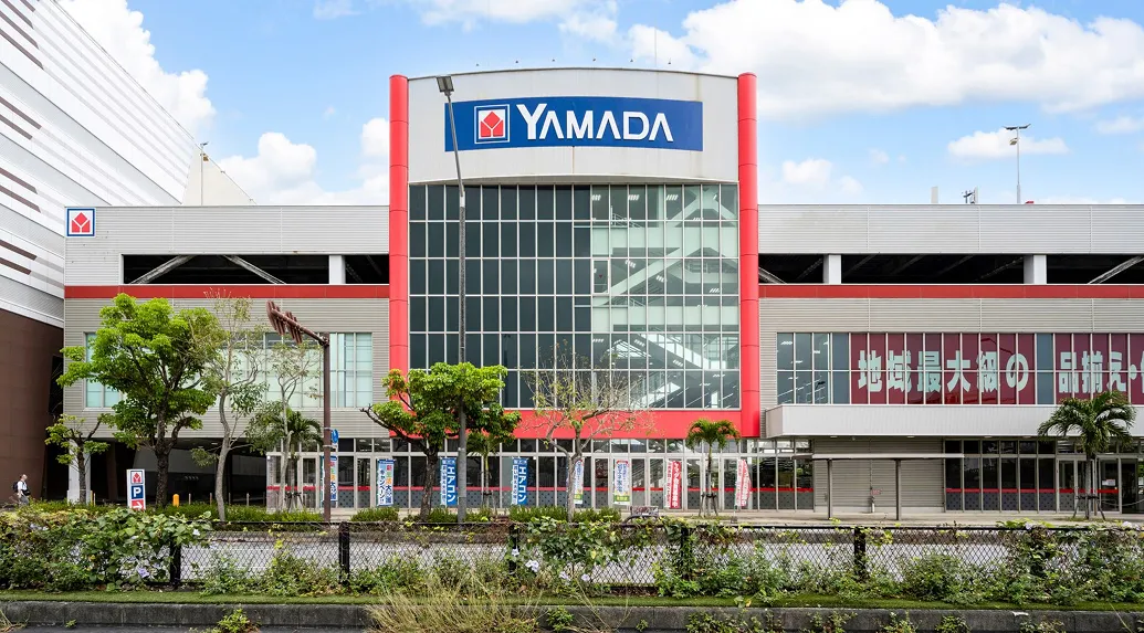 YAMADA Web.com那覇本店 ザ・ラグジオン那覇新都心おもろまち