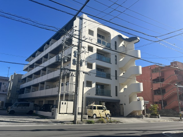ウィングシャトー糸満